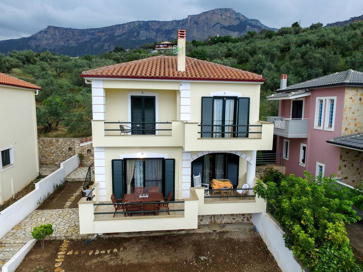Villa Elina'S House Evrostína Exterior foto